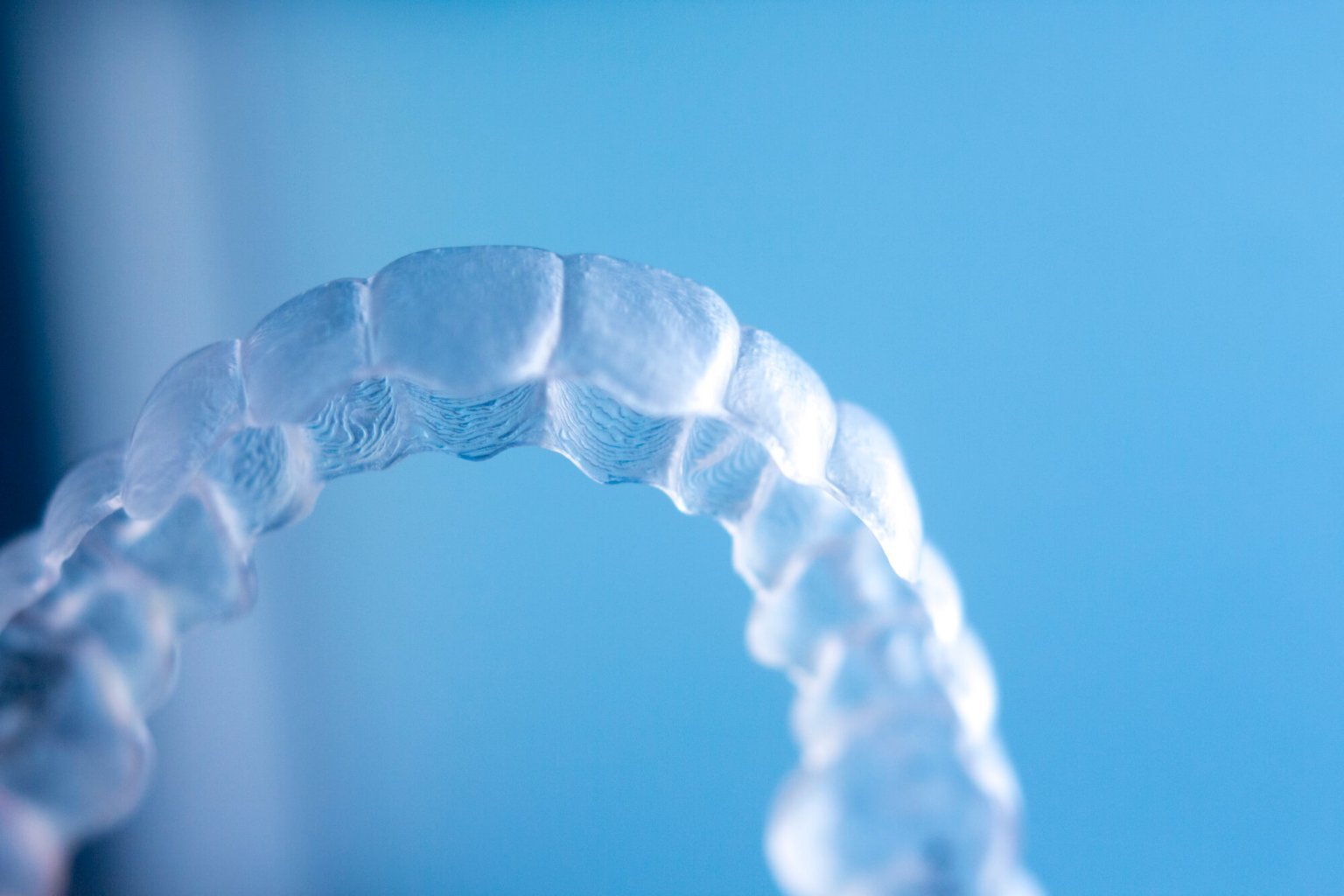 Difference Between Invisalign And Traditional Braces | Biscayne